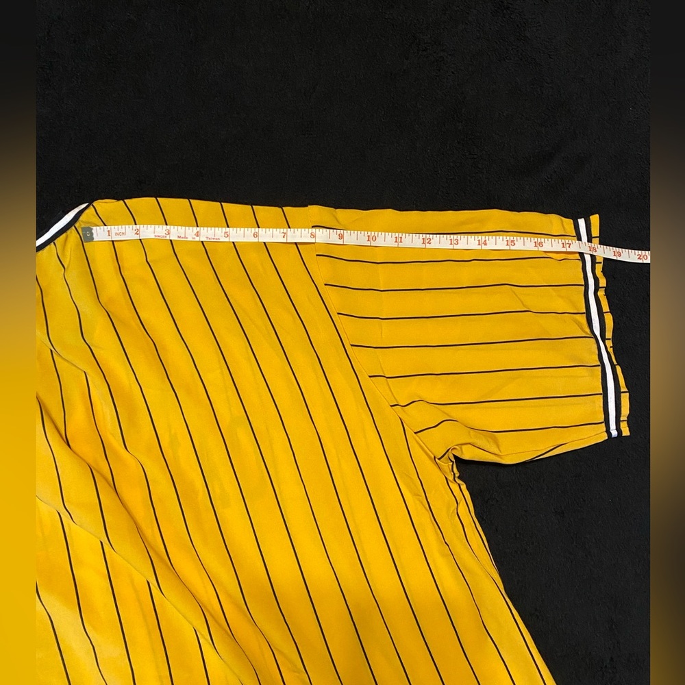 Oversized Striped Button-up Tee - Picture 4 of 5